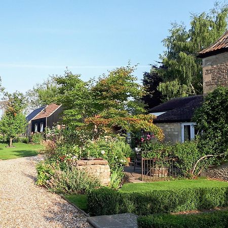 Villa Wrens Nest à Chippenham  Extérieur photo