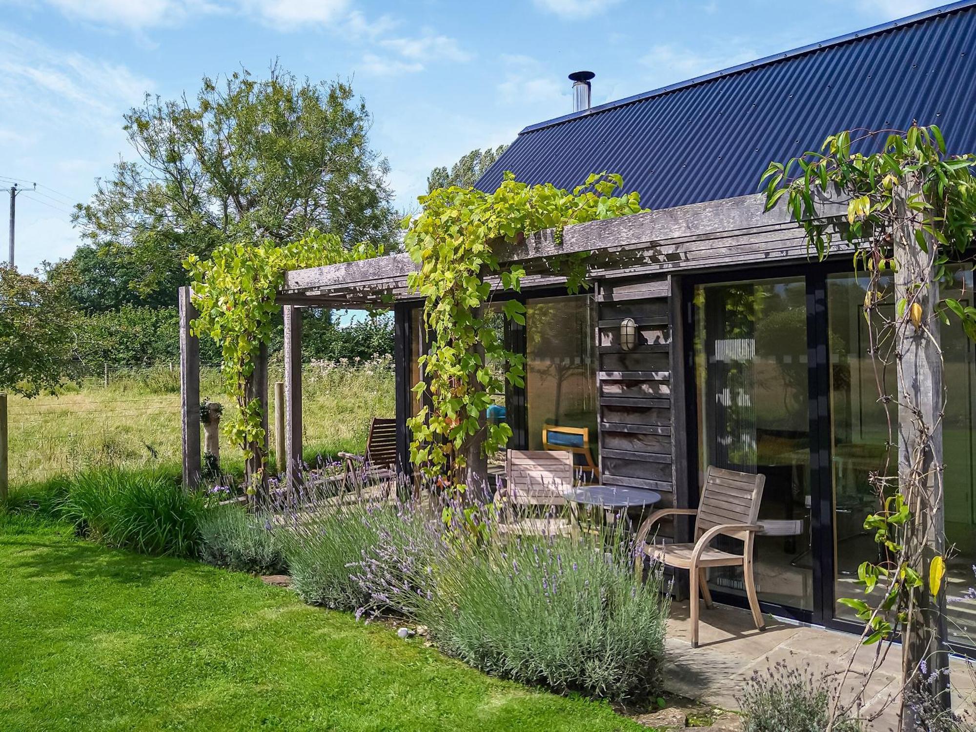 Villa Wrens Nest à Chippenham  Extérieur photo